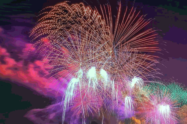 Профессиональная пиротехника ОПТОМ Сосновый Бор Ленинградская обл.  | sosnovyjborleningradskaya.salutsklad.ru