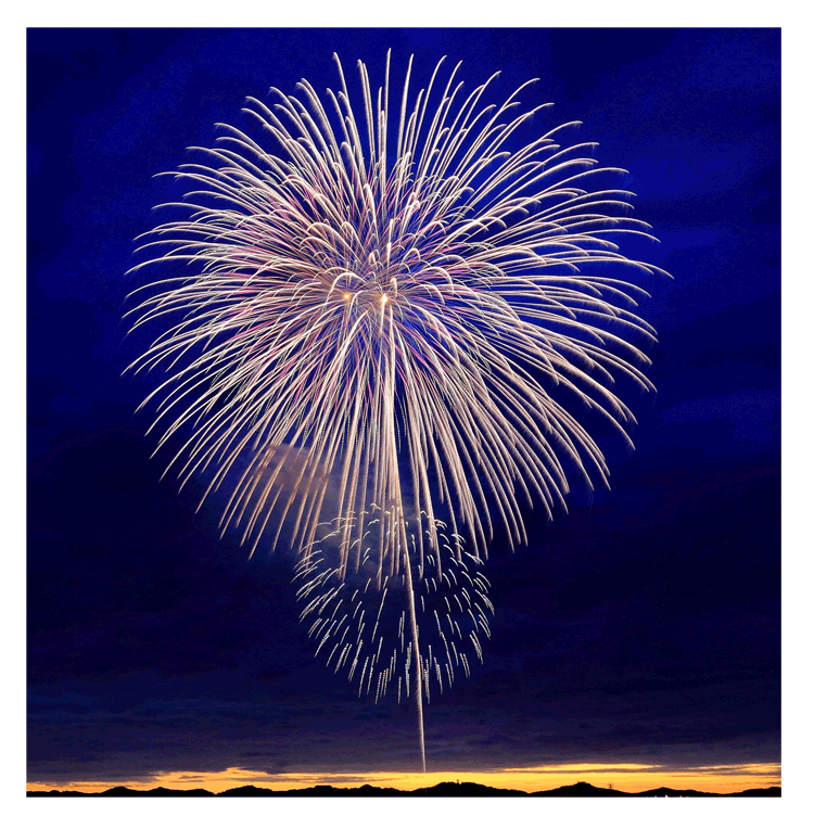 Организация фейерверков на Новый год  Сосновый Бор Ленинградская обл. | sosnovyjborleningradskaya.salutsklad.ru